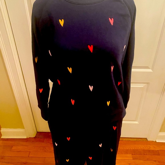 Loft Lounge Set Navy Blue with Hearts 💙🩷💙🩷 - Picture 8 of 16